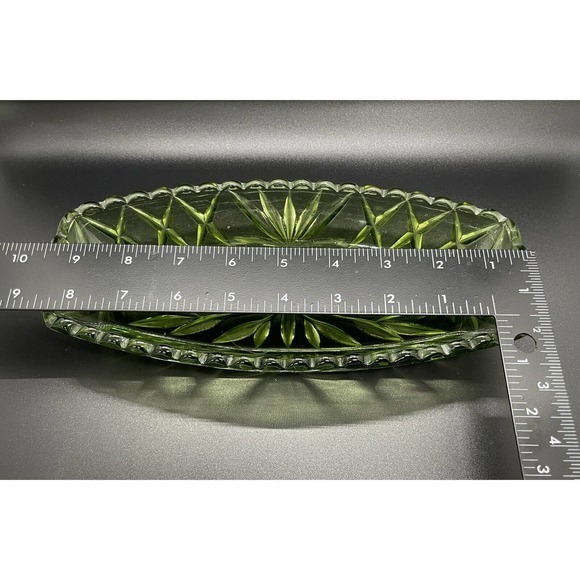 Vintage Cut Glass HAZEL ATLAS Prescut Green Celery Relish Avocado Dish 1960s - Picture 6 of 7